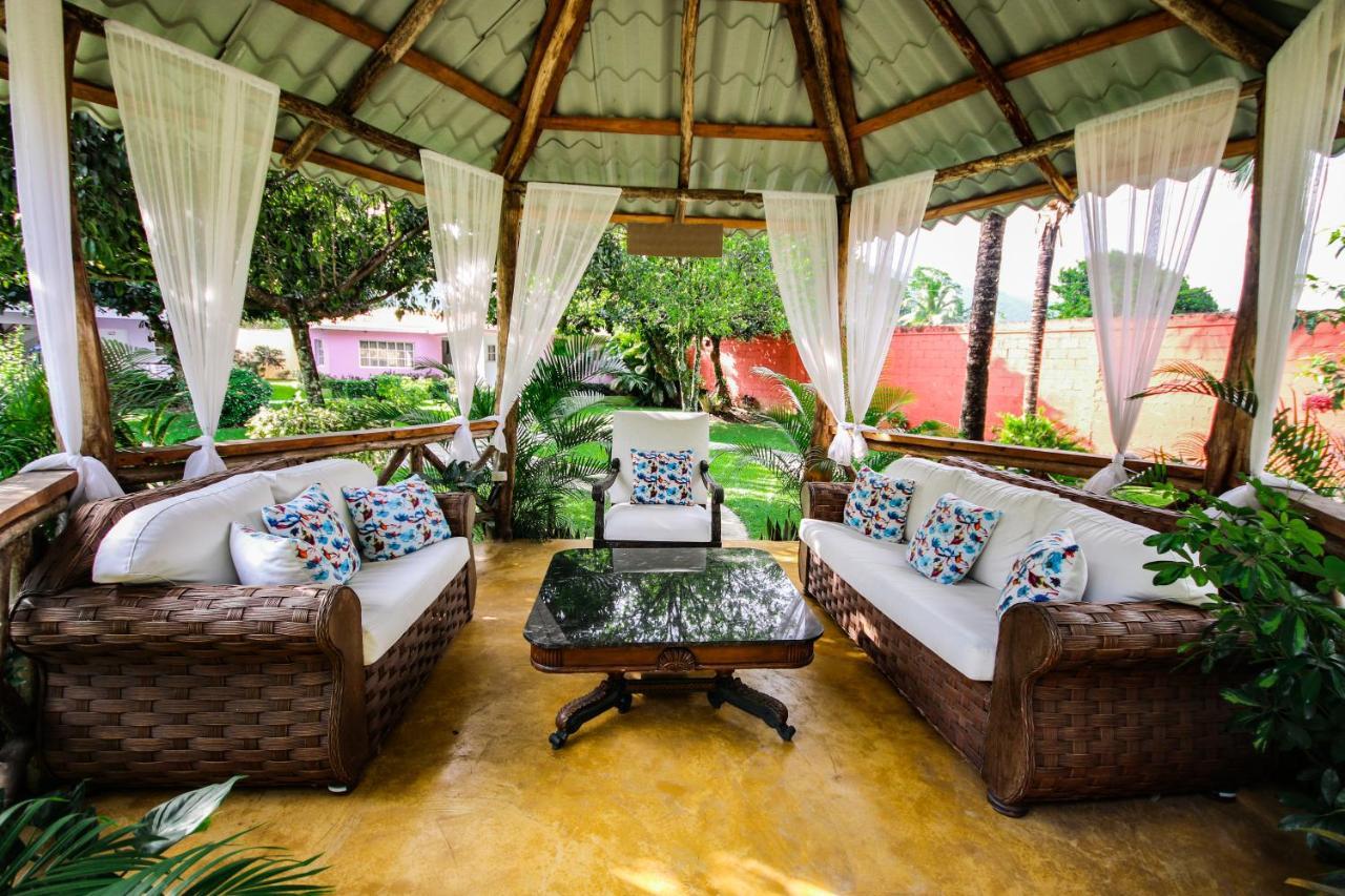 Deluxe Suites Guacamayos - Eco-Lodge & Swimming Pool Bonao Exterior foto
