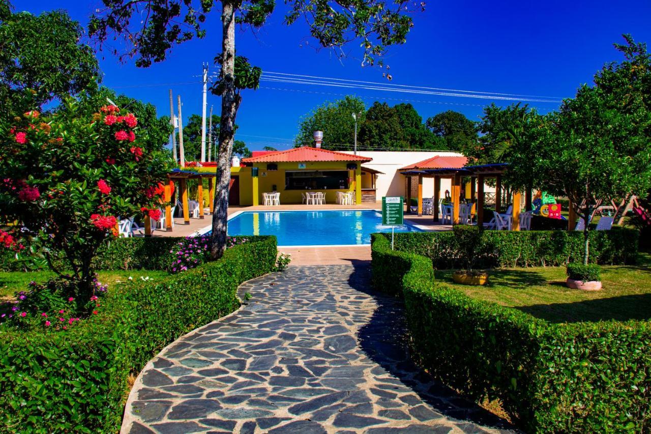 Deluxe Suites Guacamayos - Eco-Lodge & Swimming Pool Bonao Exterior foto